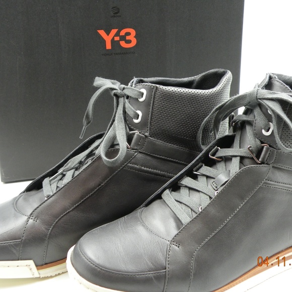 Mens Athletic Shoes